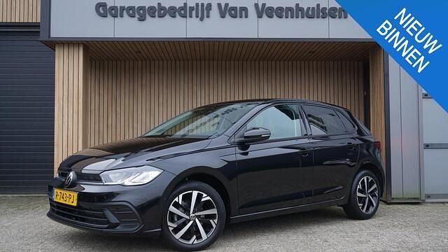Zwart Occasion 2022 VW Polo Life Hatchback | € 16.950 (Eerlijke prijs) - Afbeelding 1/4