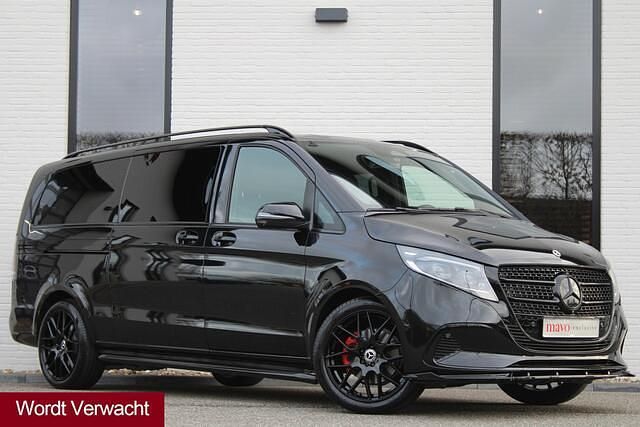 Occasion Mercedes V300 Edition 241 PK (177 kW) 2024 Zwart (metallic) MPV