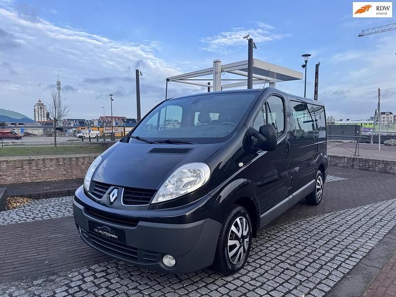 Zwart Gebruikt 2008 Renault Trafic Authentique MPV | € 7.950 - Afbeelding 1/4
