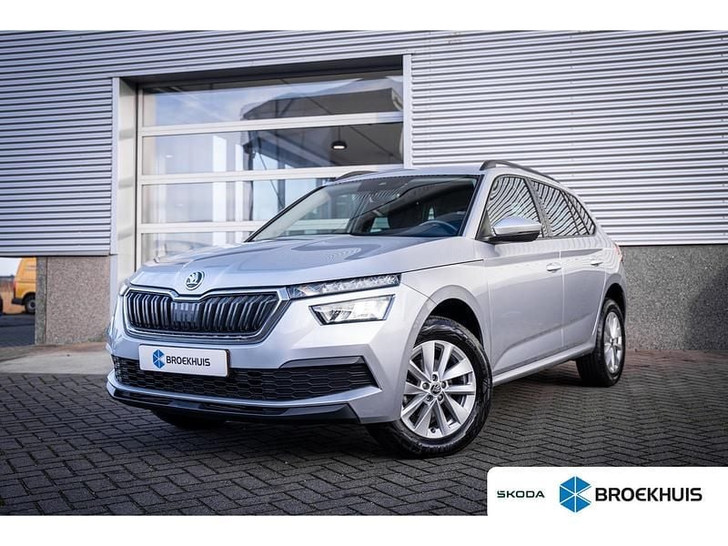 Grijs Gebruikt 2023 Skoda Kamiq Ambition SUV | € 21.895 (Eerlijke prijs) - Afbeelding 1/4