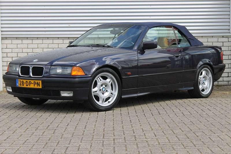 Blauw Gebruikt 1995 BMW 325 Cabriolet Cabriolet | € 14.995 - Afbeelding 1/4
