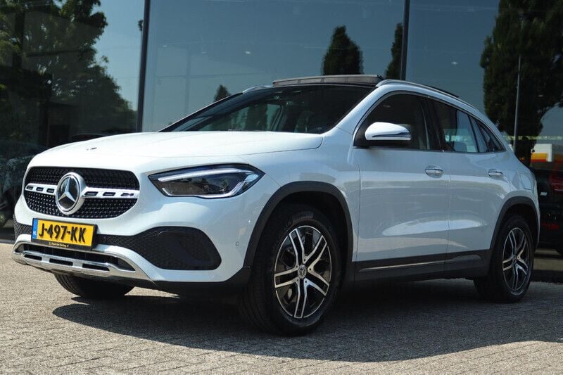 Wit Gebruikt 2020 Mercedes GLA200 Business SUV | € 34.900 (Eerlijke prijs) - Afbeelding 1/4