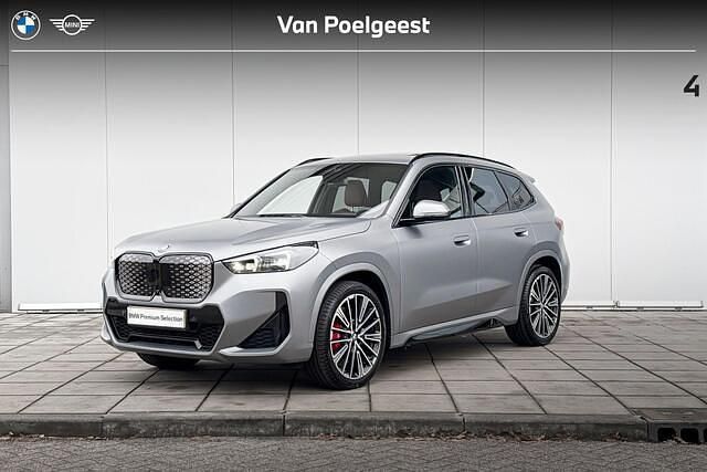 Occasion BMW iX1 M Sport 150 kW (204 PK) 2025 Bmw individual frozen pure grey metallic (grijs metallic) SUV