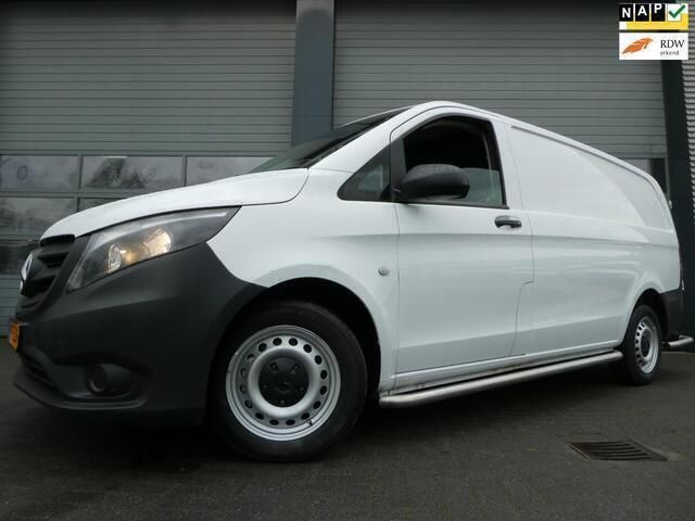 Wit Gebruikt 2018 Mercedes Vito MPV | € 13.750 (Goede deal) - Afbeelding 1/4