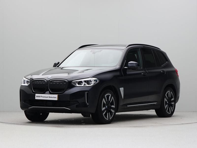 Zwart Occasion 2021 BMW iX3 Executive SUV | € 32.950 (Goede deal) - Afbeelding 1/4