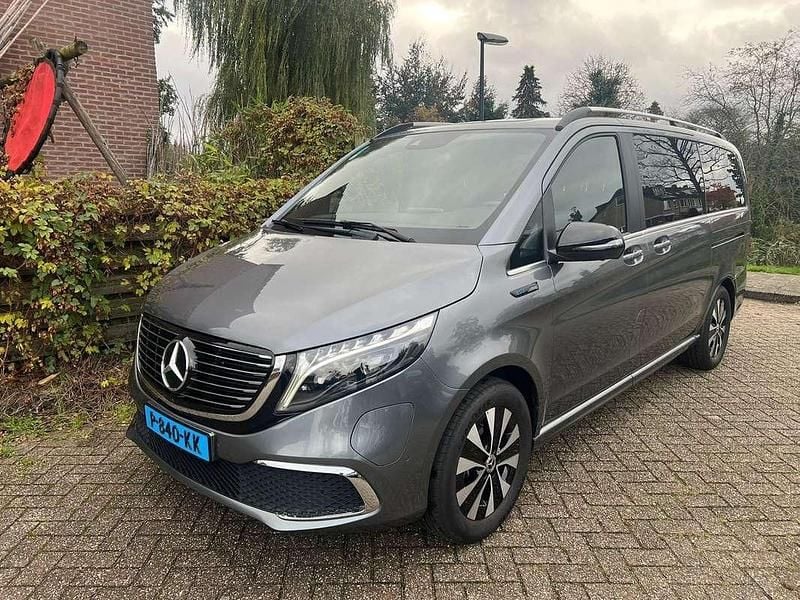 Occasion Mercedes EQV300 Business 150 kW (204 PK) 2022 Grijs MPV