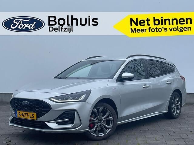 Grijs (metallic) Gebruikt 2023 Ford Focus ST-Line Stationwagen | € 22.450 (Eerlijke prijs) - Afbeelding 1/4