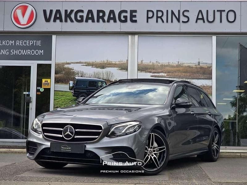 Grijs Gebruikt 2018 Mercedes E220 Business Stationwagen | € 23.900 (Iets duurder) - Afbeelding 1/4