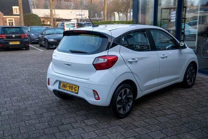 Occasion Hyundai i10 Trend 63 PK (46 kW) 2024 Wit Hatchback