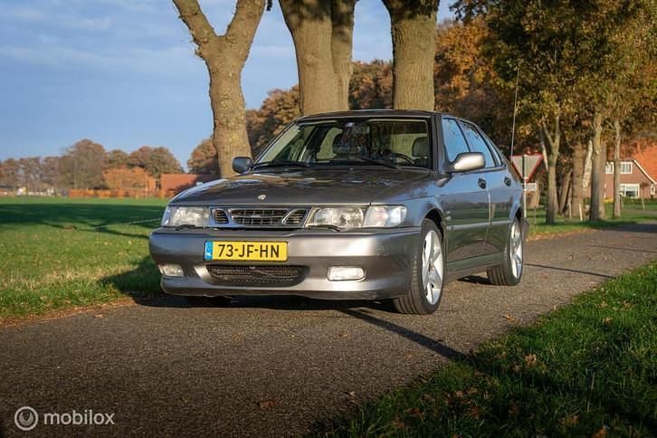 Grijs Gebruikt 2002 Saab 9-3 Aero Hatchback | € 2.250 (Eerlijke prijs) - Afbeelding 1/4