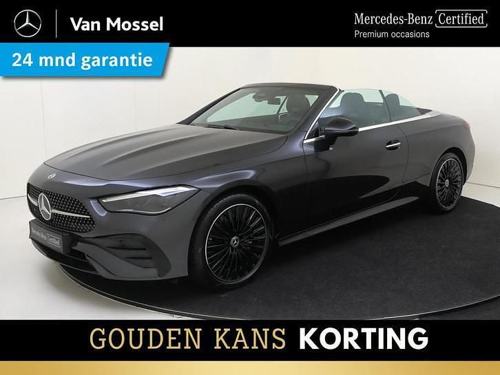 Gebruikt 2024 Mercedes 200 AMG line Cabriolet | € 70.940 (Eerlijke prijs) - Afbeelding 1/1