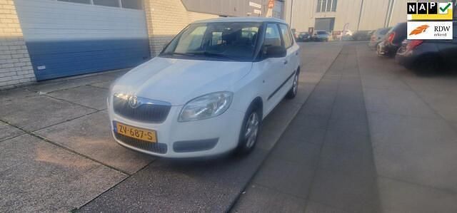 Wit Gebruikt 2009 Skoda Fabia Comfort Hatchback | € 3.450 (Eerlijke prijs) - Afbeelding 1/4