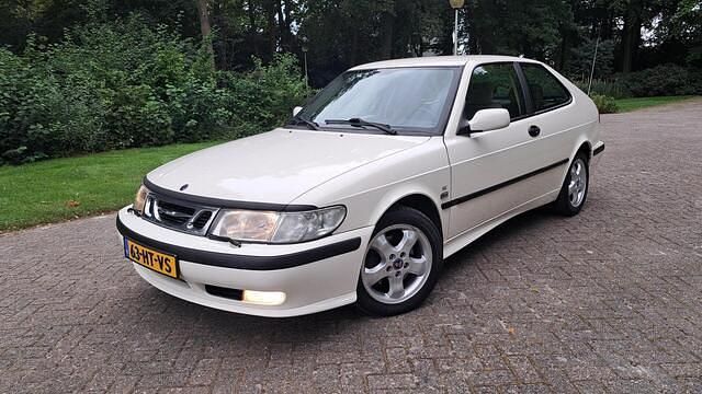 Wit Gebruikt 2001 Saab 9-3 Coupé | € 6.949 (Duur) - Afbeelding 1/4