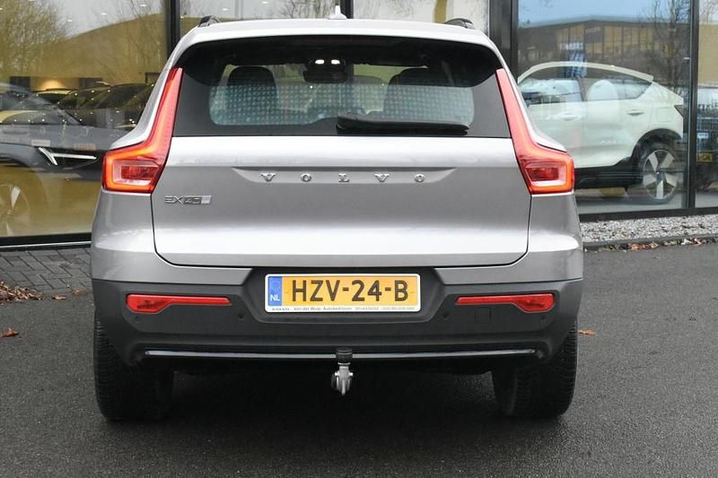 Occasion Volvo EX40 Plus 185 kW (252 PK) 2025 Grijs SUV