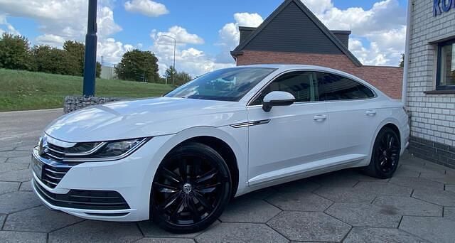 Wit Gebruikt 2019 VW Arteon Business Hatchback | € 18.945 (Goede deal) - Afbeelding 1/4