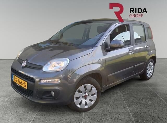 Grijs Gebruikt 2017 Fiat Panda Lounge Hatchback | € 6.945 (Goede deal) - Afbeelding 1/4