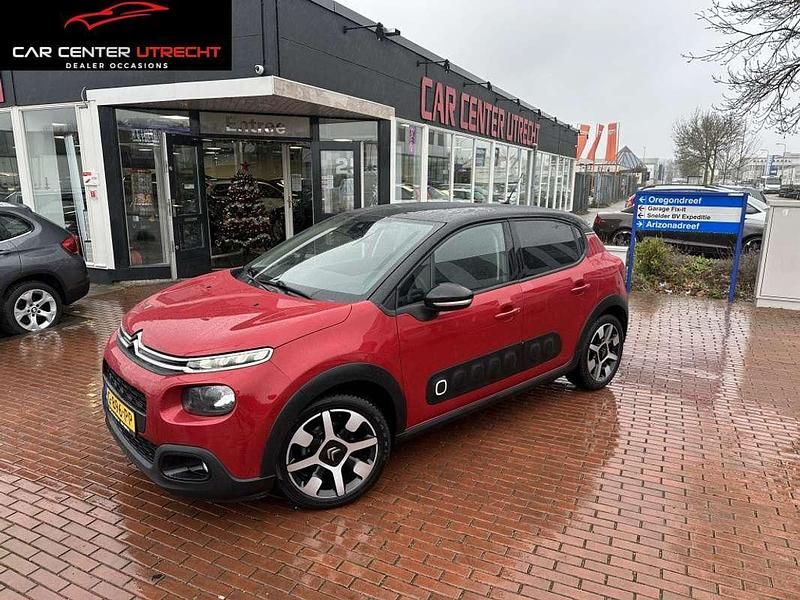Rood Occasion 2019 Citroën C3 Shine Hatchback | € 13.450 (Duur) - Afbeelding 1/4
