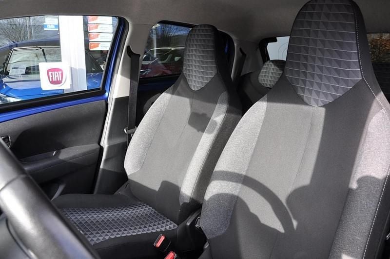 Occasion Peugeot 108 Allure 72 PK (52 kW) 2020 Blauw (metallic) Hatchback