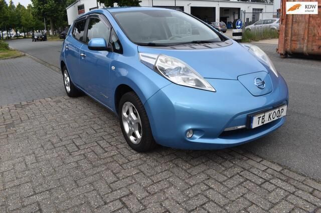 Blauw Gebruikt 2011 Nissan Leaf Base Hatchback | € 3.750 (Eerlijke prijs) - Afbeelding 1/4