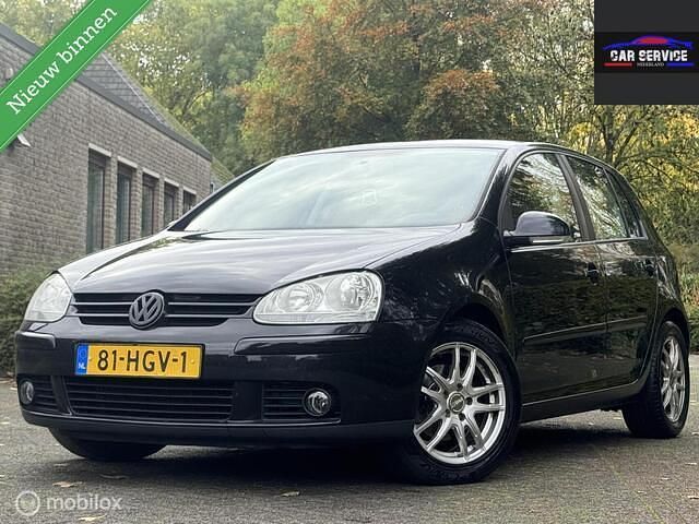 Zwart Gebruikt 2008 VW Golf VI Trendline Hatchback | € 2.699 (Eerlijke prijs) - Afbeelding 1/4