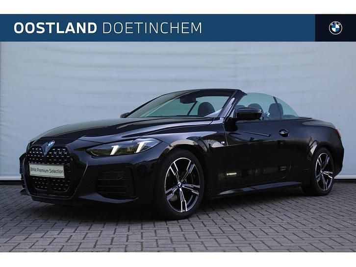 Zwart, metallic lak Gebruikt 2024 BMW 420 M Sport Cabriolet | € 61.750 (Eerlijke prijs) - Afbeelding 1/3