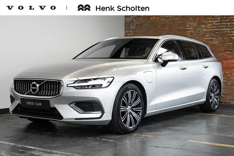 Grijs Gebruikt 2020 Volvo V60 Inscription Stationwagen | € 32.950 (Iets duurder) - Afbeelding 1/4