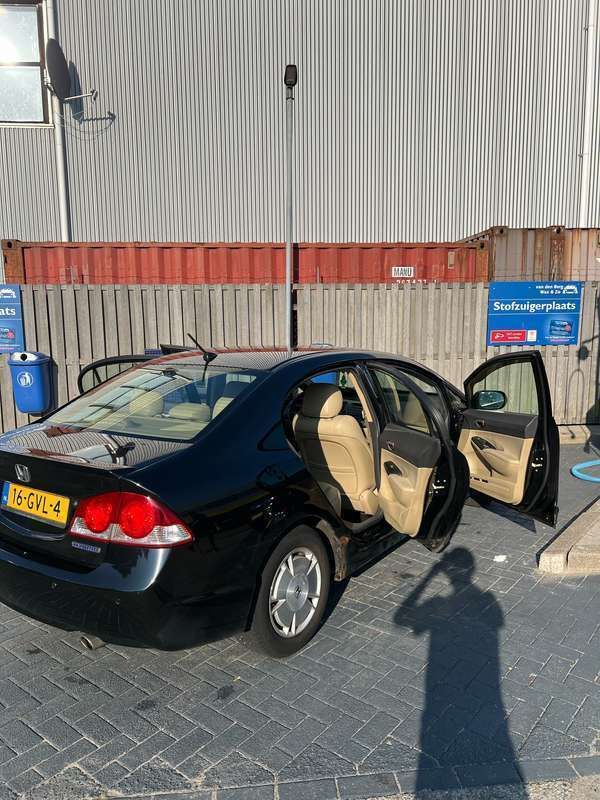 Zwart Gebruikt 2008 Honda Civic Hybrid Sedan | € 4.000 (Eerlijke prijs) - Afbeelding 1/4
