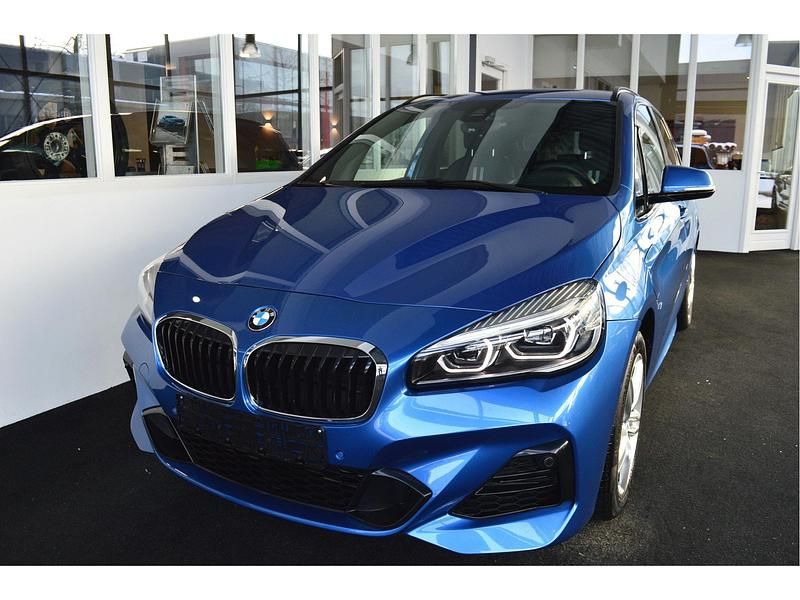 Blauw Occasion 2020 BMW 225 Active Tourer Executive MPV | € 19.900 (Eerlijke prijs) - Afbeelding 1/4