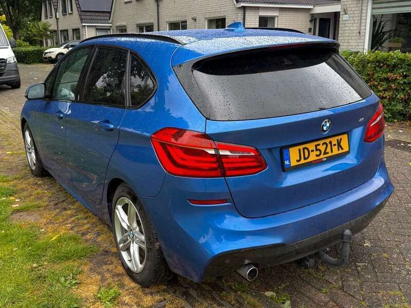 Blauw Gebruikt 2016 BMW 216 Hatchback | € 11.000 (Eerlijke prijs) - Afbeelding 1/4
