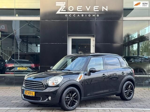 Zwart Gebruikt 2010 Mini Cooper Countryman SUV | € 6.995 (Eerlijke prijs) - Afbeelding 1/4
