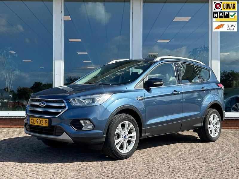 Blauw Occasion 2019 Ford Kuga Titanium SUV | € 15.950 (Goede deal) - Afbeelding 1/4