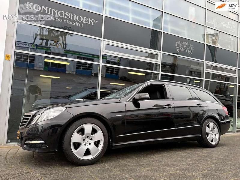 Occasion Mercedes E200 Avantgarde 184 PK (135 kW) 2012 Zwart Stationwagen