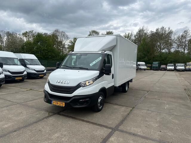 Wit Gebruikt 2022 Iveco Daily Van | € 28.950 (Duur) - Afbeelding 1/4