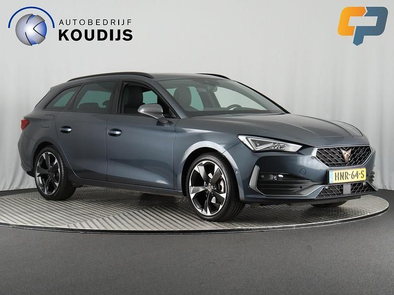 Grijs Gebruikt 2024 Cupra Leon Stationwagen | € 31.950 (Eerlijke prijs) - Afbeelding 1/4