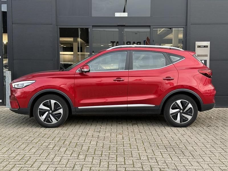 Occasion MG ZS Luxury 114 kW (156 PK) 2021 Rood SUV