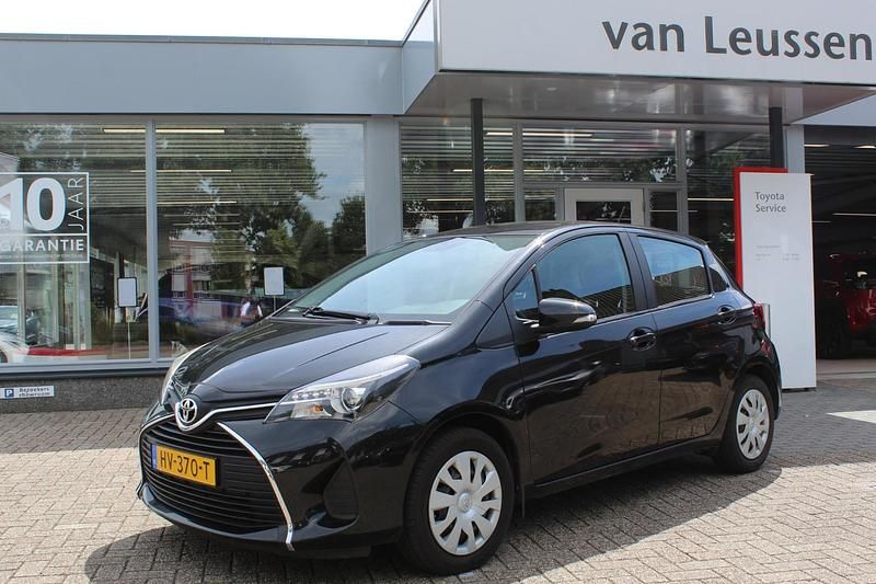 Gebruikt 2016 Toyota Yaris | € 9.839 (Eerlijke prijs) - Afbeelding 1/1