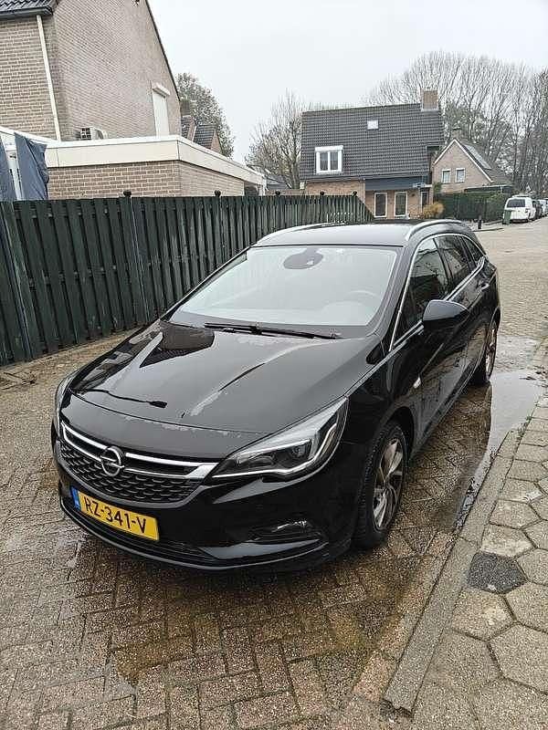 Zwart Gebruikt 2018 Opel Astra Business Stationwagen | € 5.950 (Super prijs) - Afbeelding 1/4