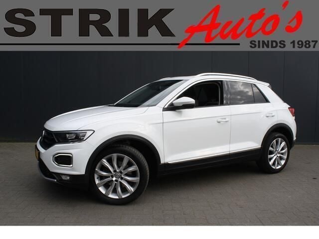 Wit Gebruikt 2018 VW T-Roc Sportline SUV | € 17.997 (Eerlijke prijs) - Afbeelding 1/4