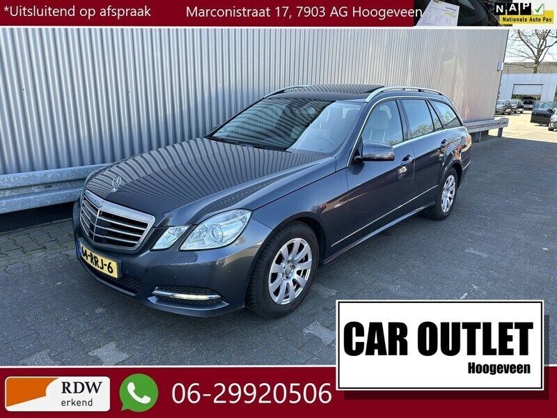 Grijs, metallic lak Gebruikt 2010 Mercedes E200 Avantgarde Stationwagen | € 10.950 (Eerlijke prijs) - Afbeelding 1/4
