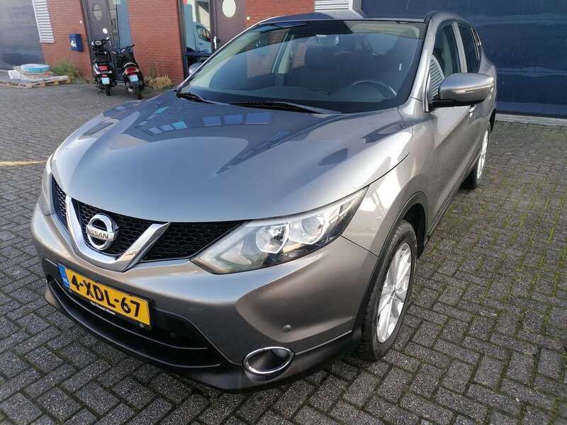 Grijs Gebruikt 2014 Nissan Qashqai Acenta SUV | € 10.550 (Eerlijke prijs) - Afbeelding 1/4