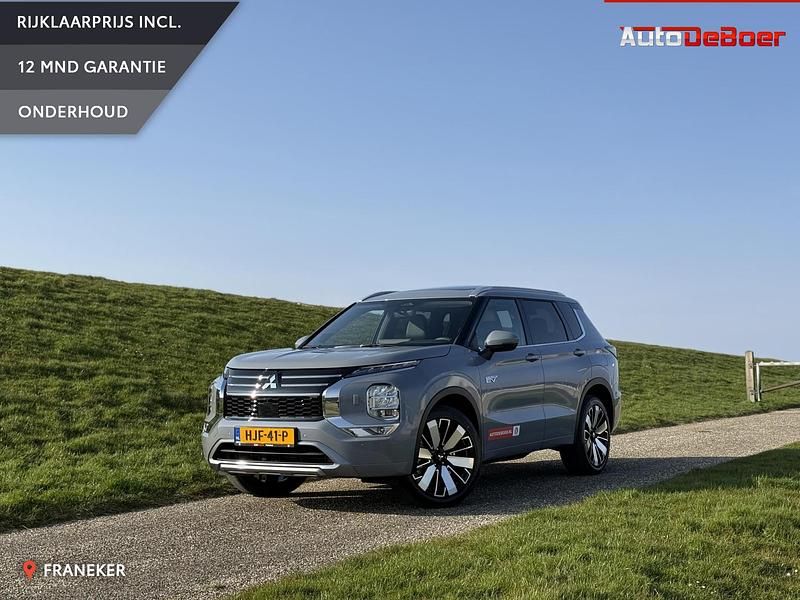 Grijs Gebruikt 2025 Mitsubishi Outlander P-HEV Instyle SUV | € 54.990 - Afbeelding 1/4