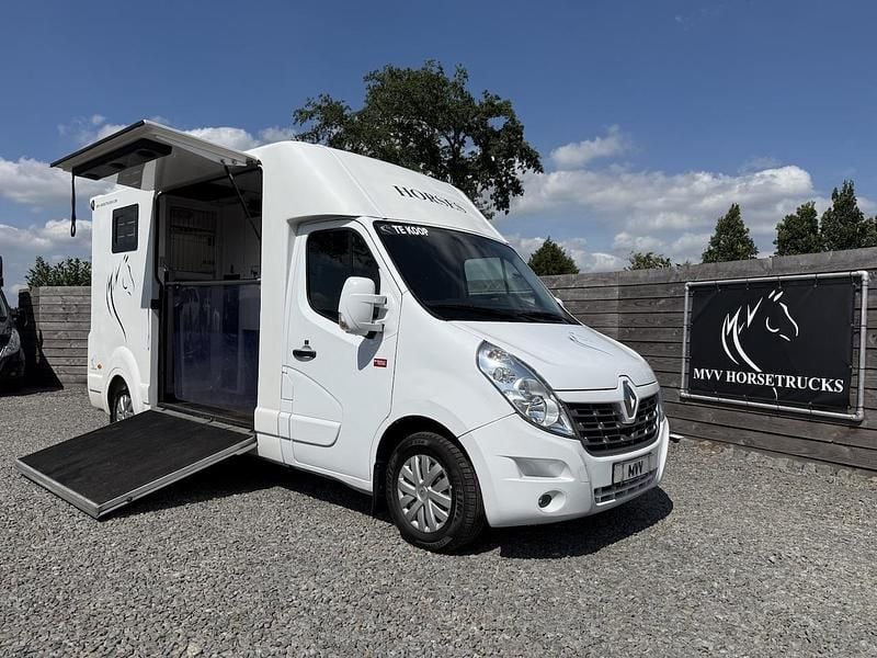 Wit Gebruikt 2019 Renault Master Cabriolet | € 34.995 - Afbeelding 1/4