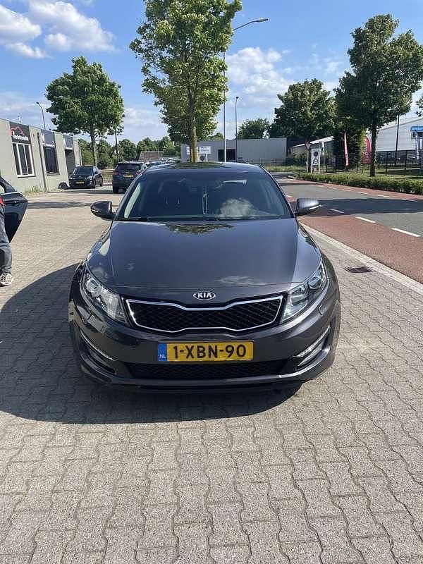 Grijs Gebruikt 2014 Kia Optima Plus Sedan | € 11.500 - Afbeelding 1/4