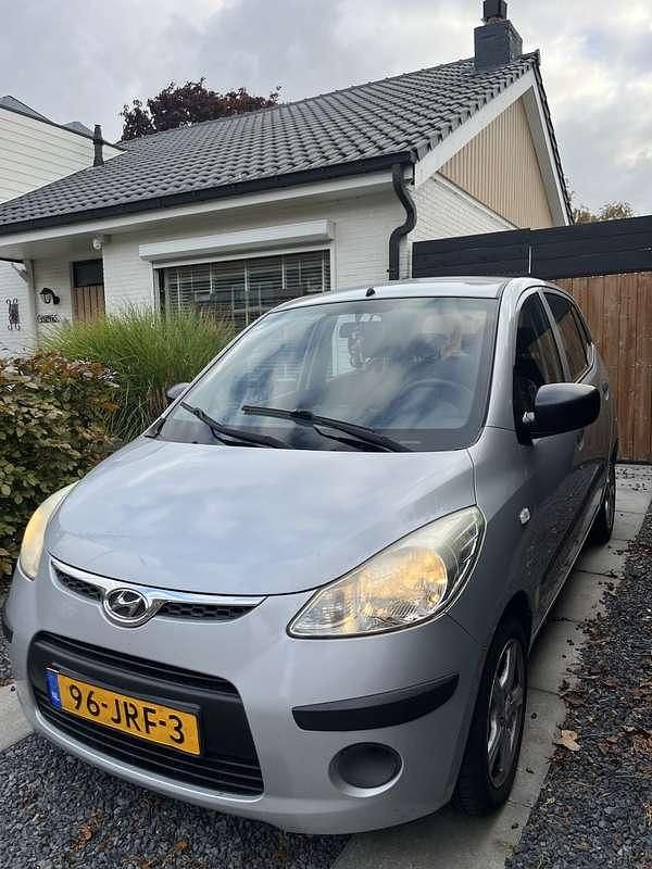 Grijs Gebruikt 2009 Hyundai i10 Active Hatchback | € 2.950 (Goede deal) - Afbeelding 1/4