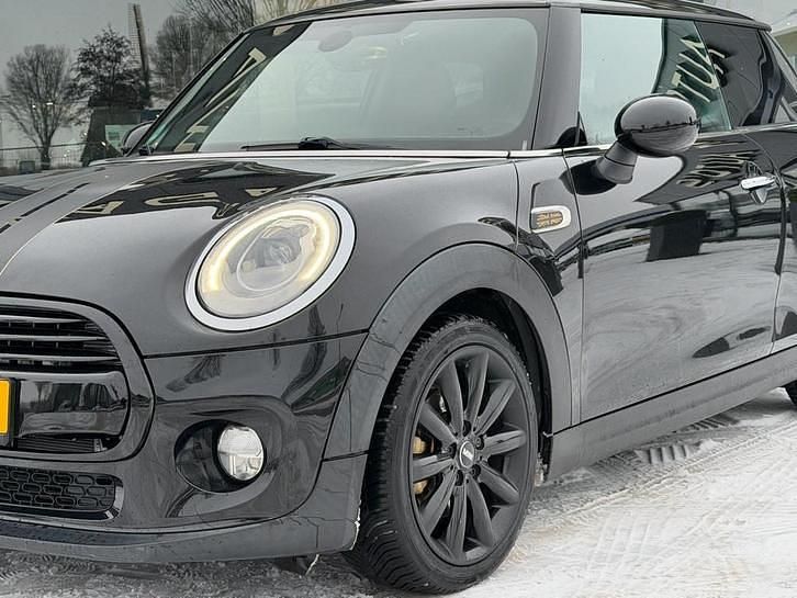 Occasion Mini Cooper Business 136 PK (100 kW) 2015 Zwart (metallic) Hatchback