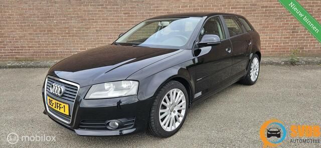 Zwart Gebruikt 2009 Audi A3 Sportback Attraction Hatchback | € 5.749 (Eerlijke prijs) - Afbeelding 1/4