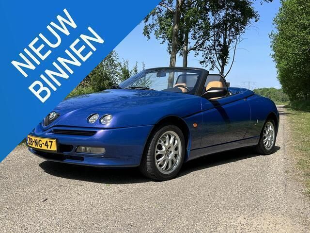 Blauw Occasion 1999 Alfa Romeo Spider Cabriolet | € 8.950 (Eerlijke prijs) - Afbeelding 1/4