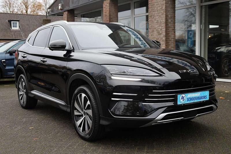 Zwart Nieuw 2025 BYD Seal U Boost SUV | € 35.695 (Goede deal) - Afbeelding 1/3