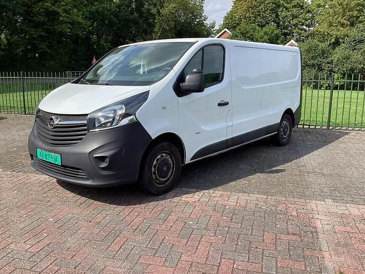 Occasion 2016 Opel Vivaro Selection MPV | € 7.100 (Goede deal) - Afbeelding 1/4