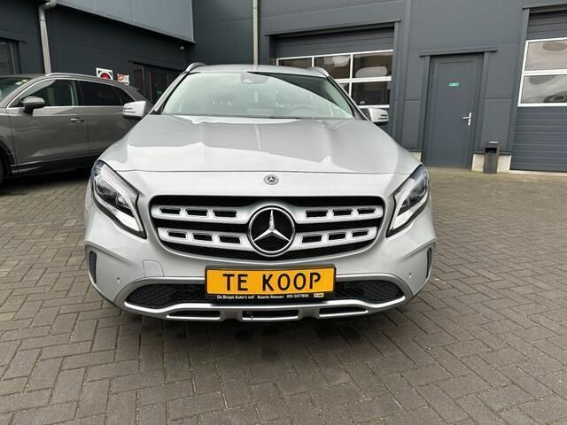 Occasion Mercedes GLA180 Business 123 PK (90 kW) 2018 Grijs, metallic lak SUV